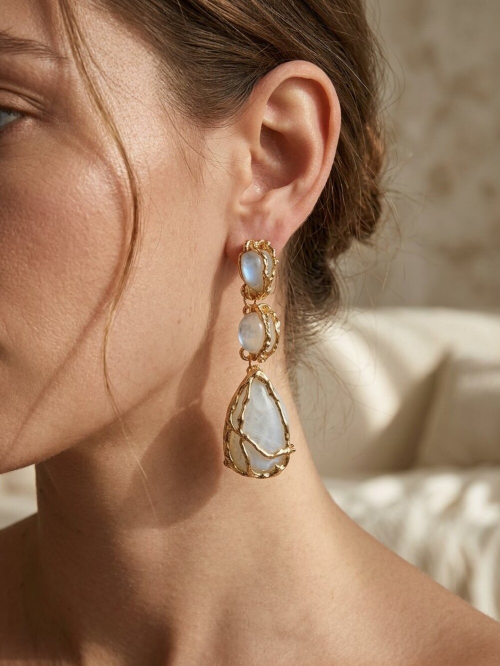 Earrings with Iridescent White Stones - Picture 2 of 7